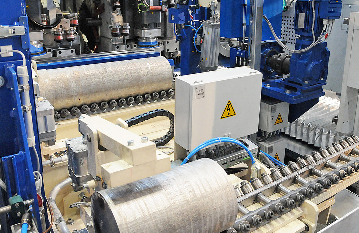 Aluminiumbolzen in der Strangpressanlage